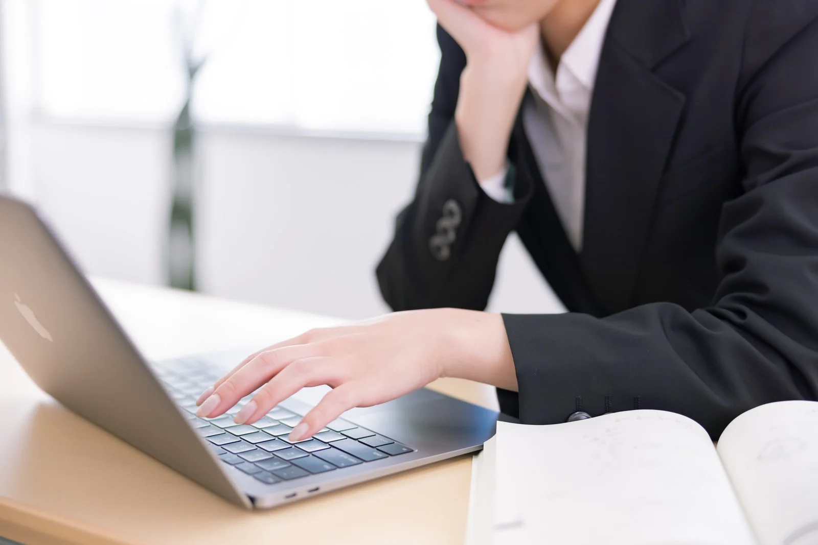 シワ取り注射こそ「かかりつけ医」を。長く付き合える医師を見つけることが、自然な仕上がりへの近道